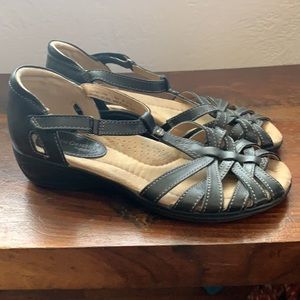 Earth origins leather sandals